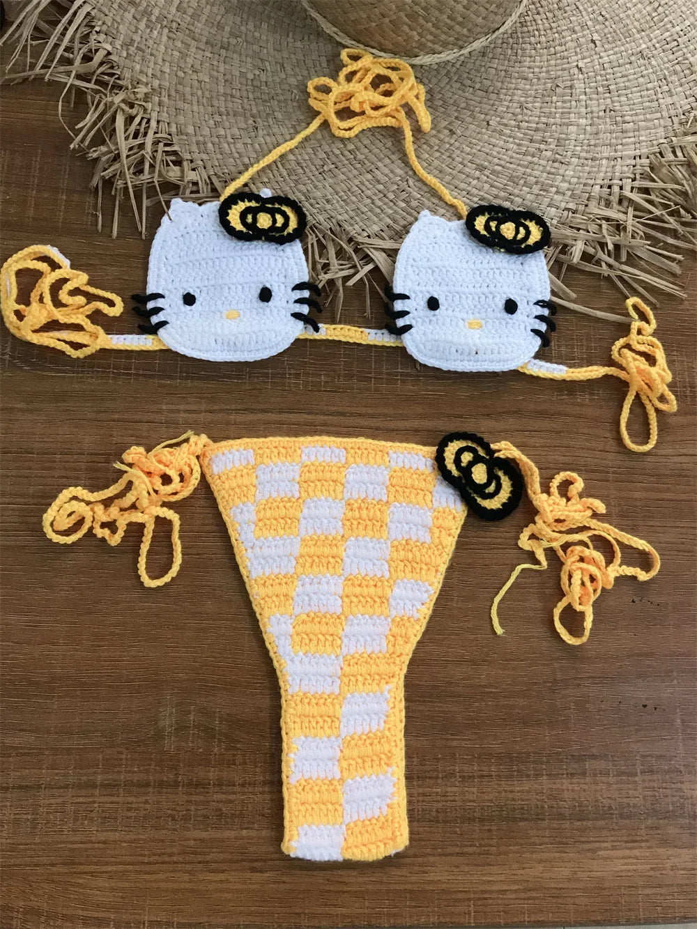 Hello Kitty Crochet Set