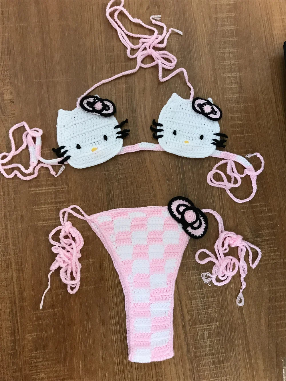 Hello Kitty Crochet Set